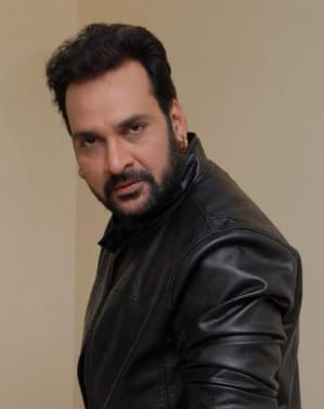Shahbaz Khan