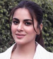 Shraddha Arya