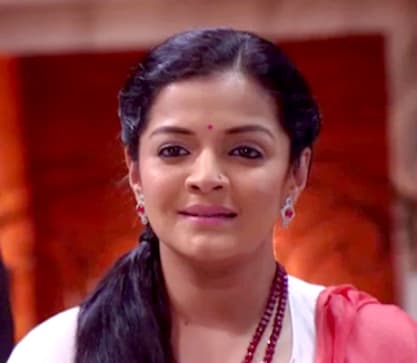 Chaitrali Gupte — Supporting Actress