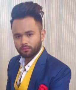 Shivai Vyas — Lyricist