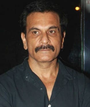 Pavan Malhotra — Supporting Actor