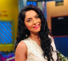 Sonalee Kulkarni — Actress