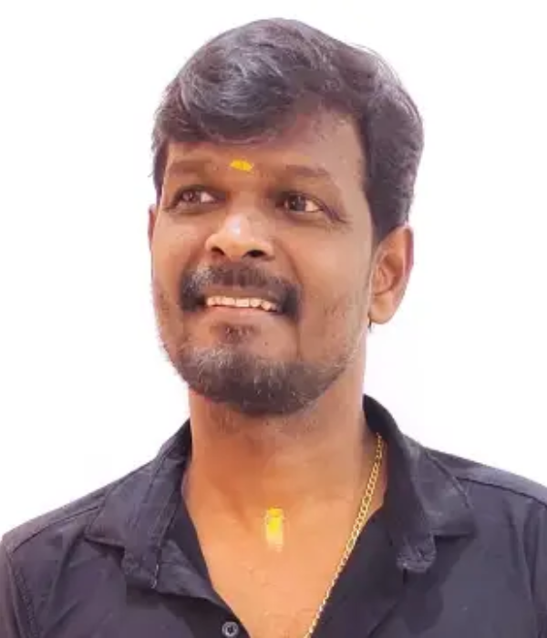 Ezhil Periyavede