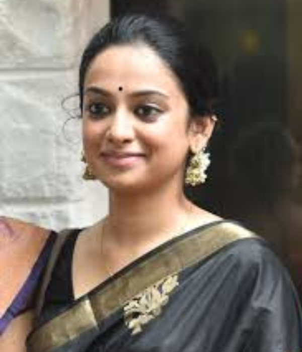  Gauthami Nair