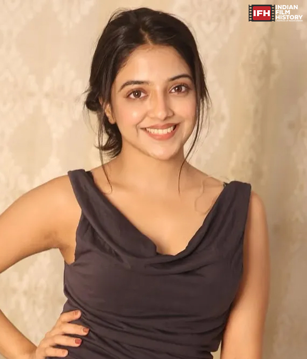 Khushi Dubey