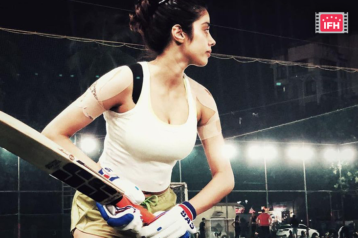 Janhvi Kapoor Shares New Picture Playing Cricket, Fans Are Excited To See Her On The Big Screen