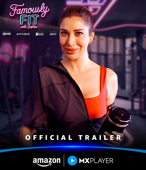 Famously Fit With Sophie