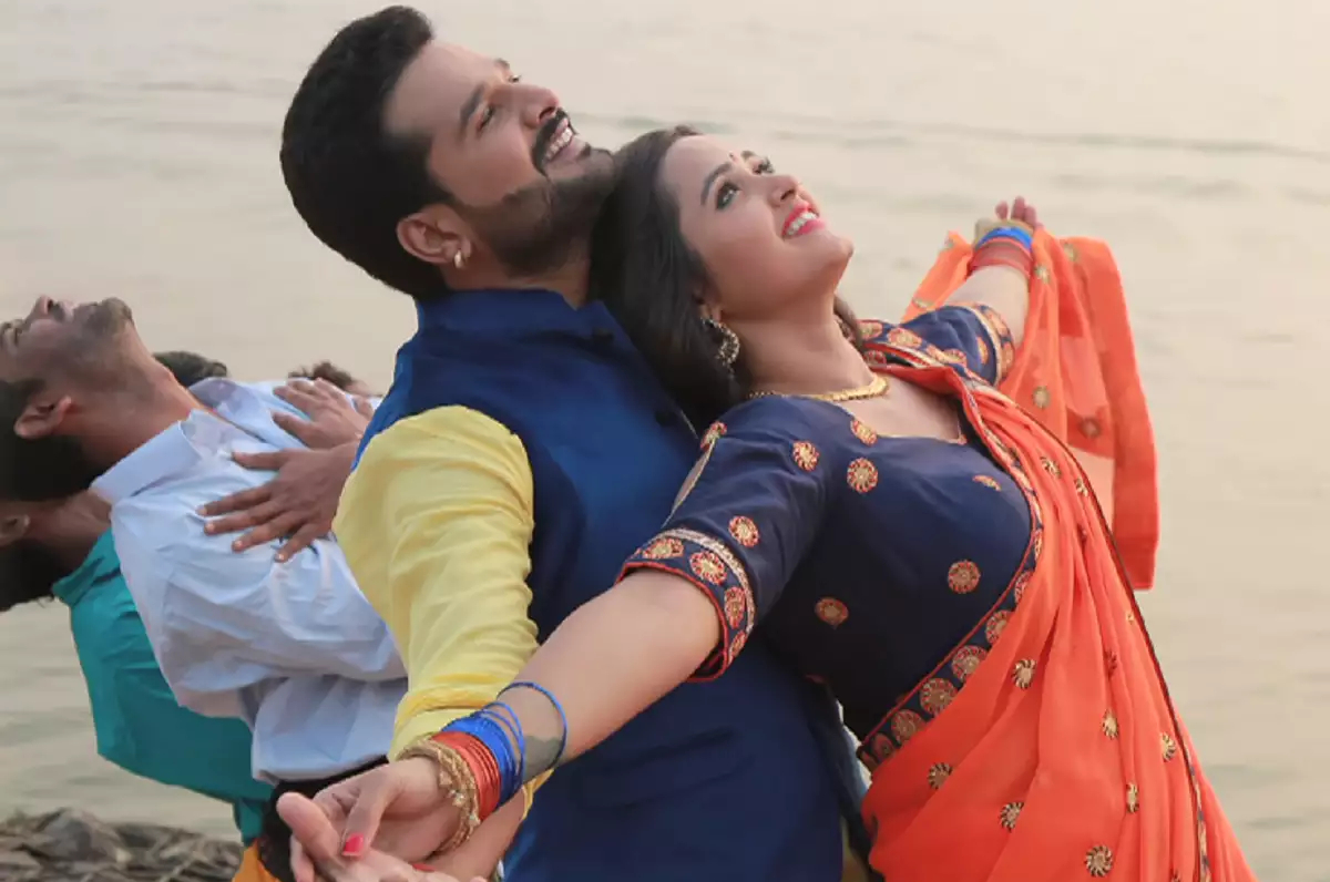 New Romantic Song From ‘Kashi Vishwanath’ Released