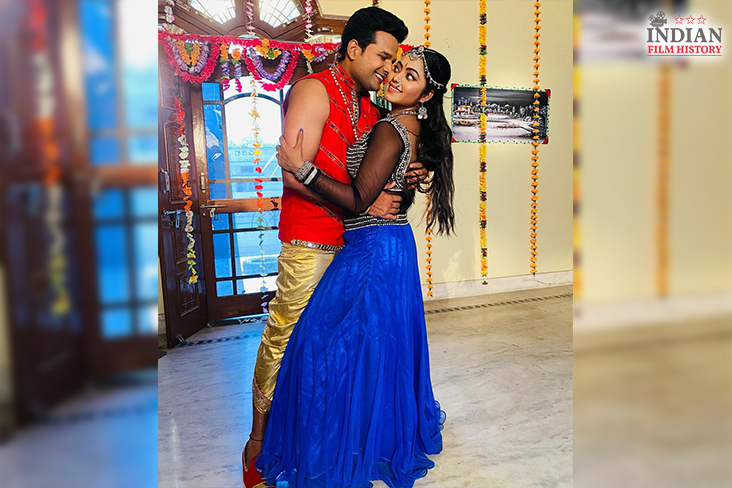 Ritesh Pandey Shares A Romantic BTS Picture Of Himself With Co-Star Kajal Yadav
