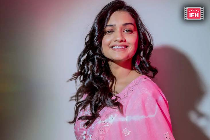Hruta Durgule Is An Eye Candy In Pink As She Begins ‘Ananya’ Promotions